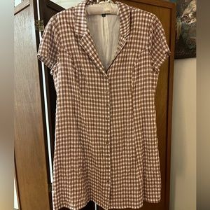 ModCloth tan checkered dress really cute ! Size 14